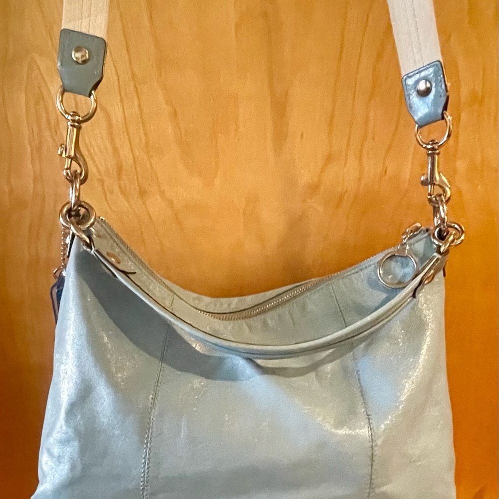 Coach Poppy Sky Blue Leather Shoulder Bag - Picture 14 of 14